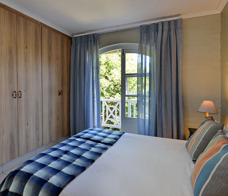 Montego-Bay-6-Sleeper-6-min